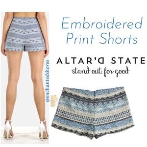 Altar’d State Shorts Raw Hem Tribal Aztec Boho Print Blue White Grey Size Large